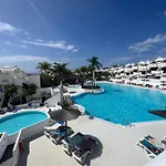 Adeje Paradise أذيخي